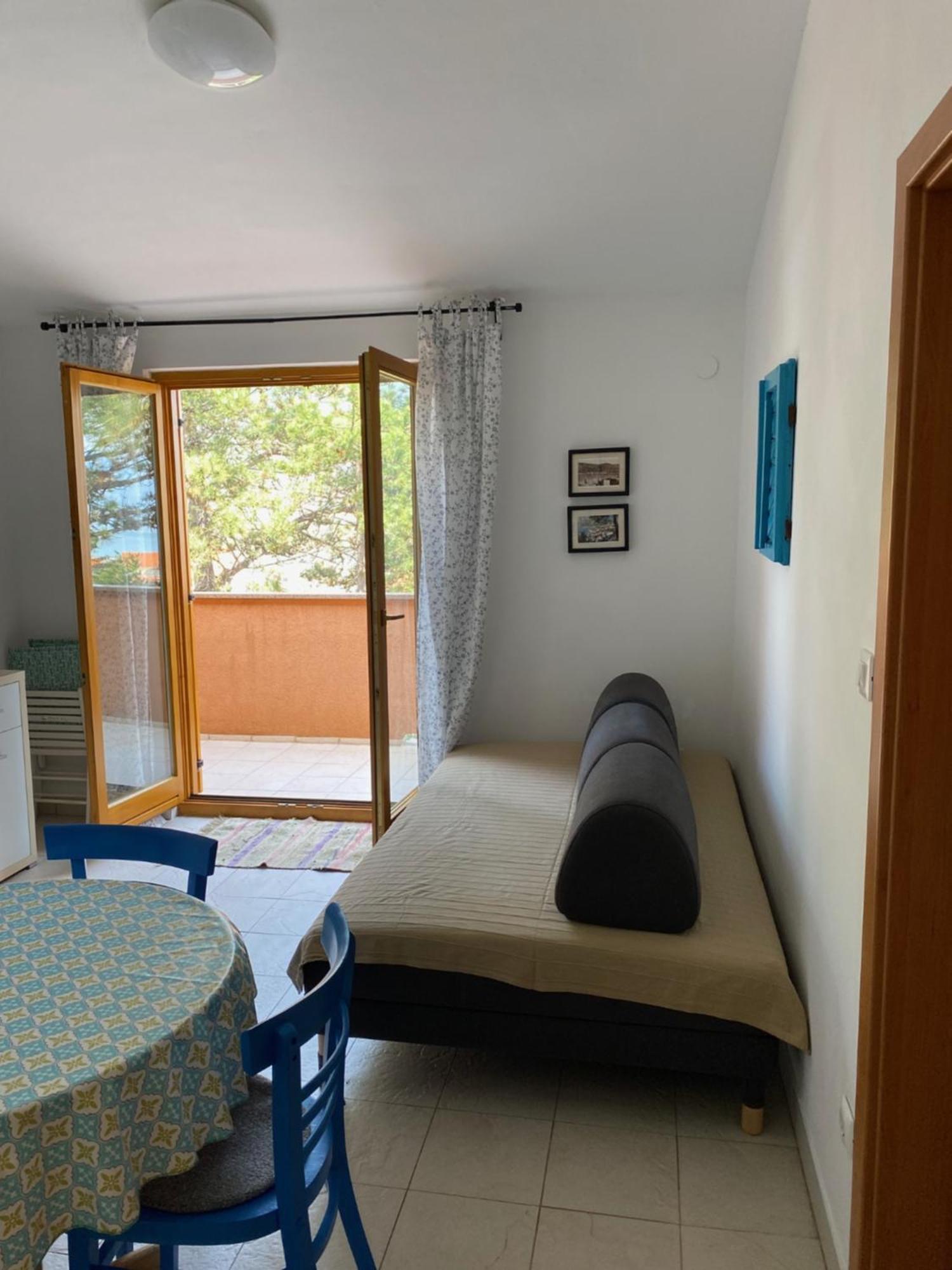Apartments Lili Башка Екстер'єр фото