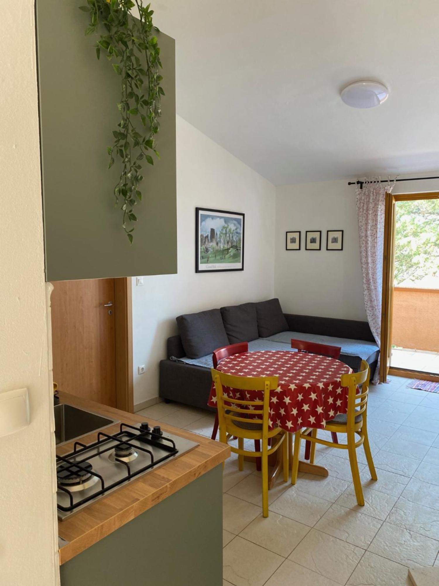 Apartments Lili Башка Екстер'єр фото