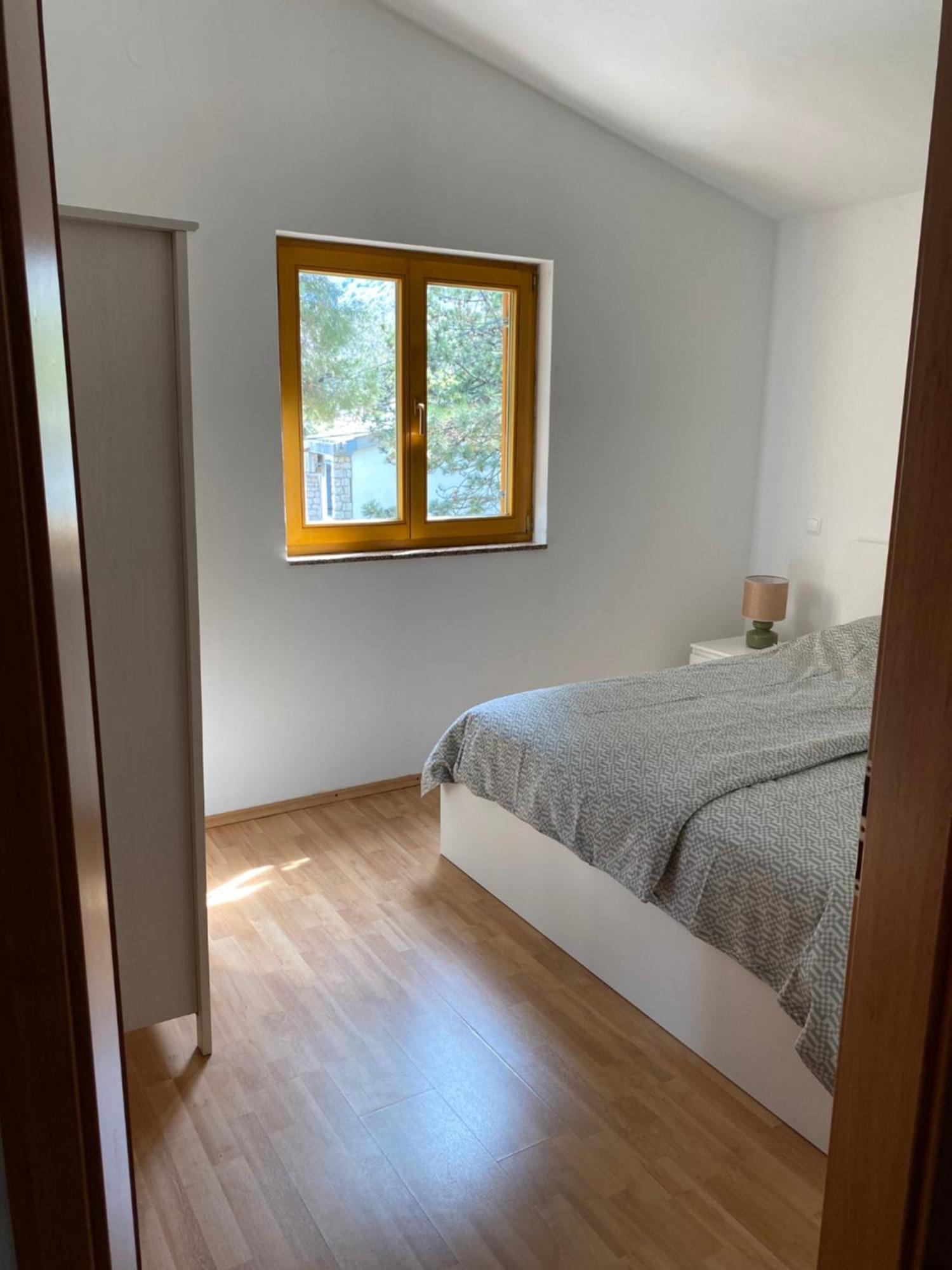 Apartments Lili Башка Екстер'єр фото